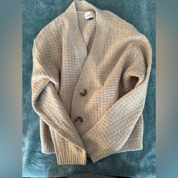 Women’s Cozy Knit Button-Down Cardigan - Universal Thread Size L - Picture 3 of 9